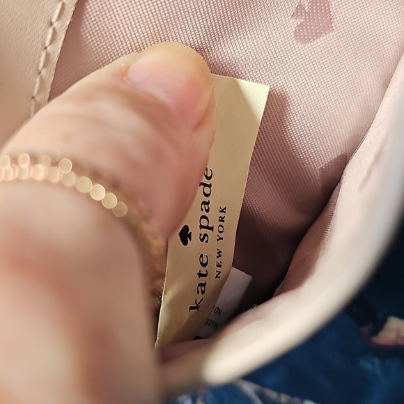 Kate Spade Briar Lane Mikey Quilted Cream Keychain Wallet - Picture 5 of 5